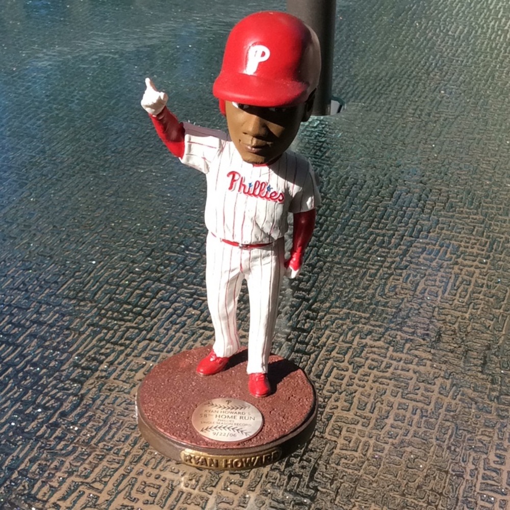 Ryan Howard bobble head figurine - great Xmas gift